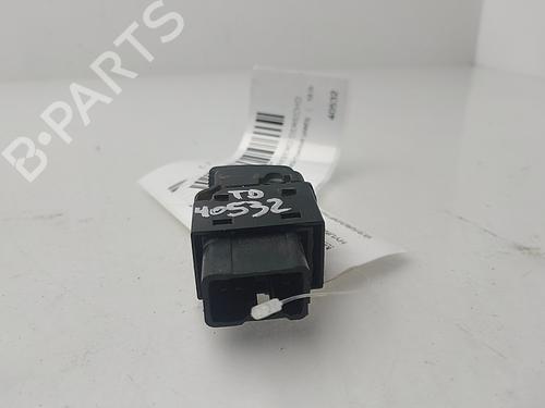 Right rear window switch HYUNDAI TUCSON (JM) | BP31380208I28