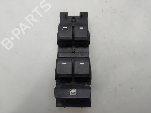 Mando elevalunas delantero izquierdo Mando elevalunas delantero izquierdo HYUNDAI i20 II (GB, IB) 1.2 (84 hp) 35803765 35803765