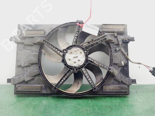 Used Radiator fan VW GOLF SPORTSVAN VII (AM1, AN1) [2014-2020]  29596731