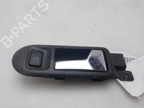 Puxador interior frente direito VW PASSAT B5.5 (3B3) 1.9 TDI (101 hp) 17526834