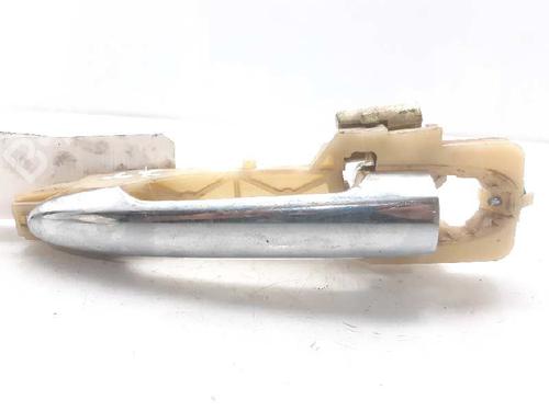 Used Front left exterior door handle KIA CARENS III MPV (UN) 2.0 CRDi 140 (140 hp) 6590972