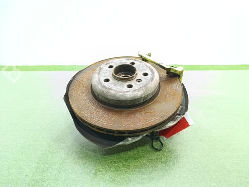 Fusee links achter BMW 5 (F10) 535 d (313 hp) 32286126