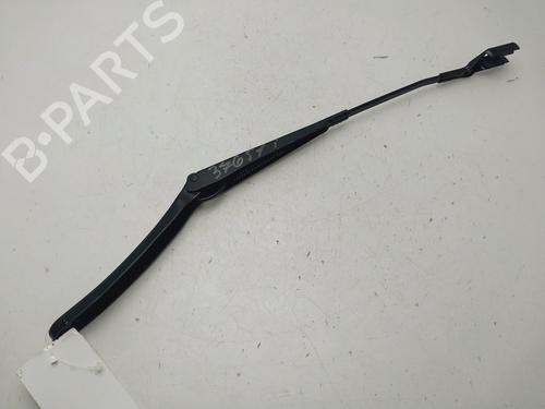 Used Front windshield wiper arm FORD FOCUS IV (HN) [2018-2025]  25871376