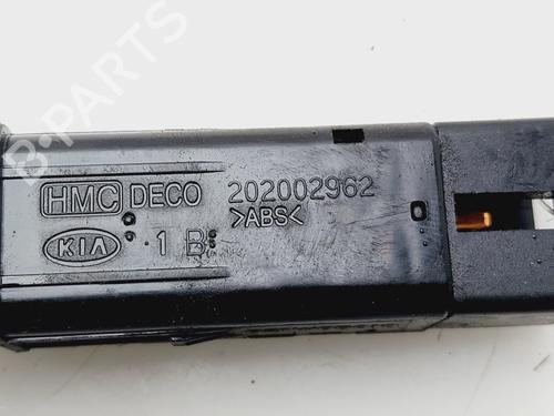 Switch HYUNDAI i20 I (PB, PBT) | BP32778289I30 - Image 2