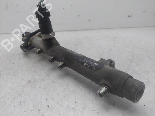 Used Injection rail Injection rail 37026546 37026546