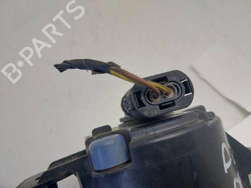 Right front fog light BMW X3 (E83) 2.0 d | BP38719581C31 - Image 2