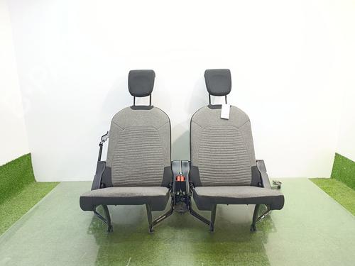 Stol bak (3. rad) Stol bak (3. rad) CITROËN C4 Grand Picasso II (DA_, DE_) 1.2 THP 130 (130 hp) 36024565 36024565