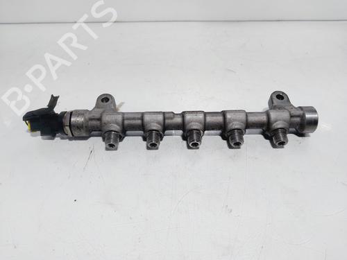 Used Injection rail KIA SPORTAGE III (SL) 1.7 CRDi (116 hp) 29375816