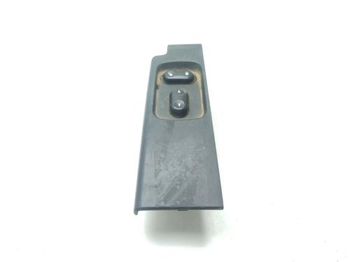 Used Right front window switch LAND ROVER FREELANDER I (L314) 2.0 Td4 4x4 (112 hp) 26610594