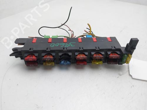 Used Fuse box MERCEDES-BENZ C-CLASS (W202) C 200 D (202.120) (75 hp) 27270079