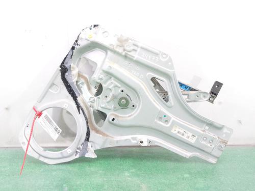 Used Rear right window mechanism KIA SPORTAGE II (JE_, KM_) [2004-2011]  13717686