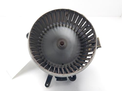 Used Heater blower motor Heater blower motor PEUGEOT 3008 II SUV (MC_, MR_, MJ_, M4_) [2016-2026] 33470452 33470452