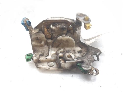 Used Front left lock NISSAN CABSTAR E (TL_, VL_) 90.32, 90.28, 95.32, 95.28 (TL0) (90 hp) 10111989