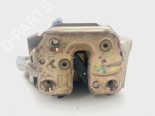 Used Rear left lock NISSAN PRIMERA (P11) 1.6 16V (99 hp) 30091105