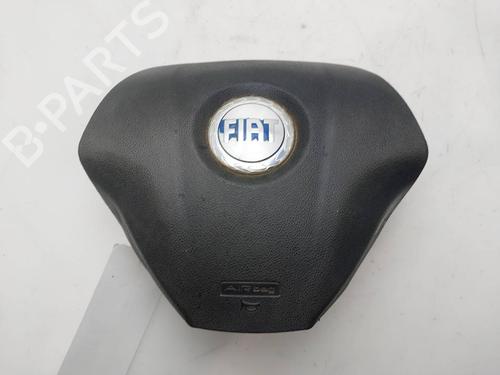 Used Driver airbag Driver airbag FIAT GRANDE PUNTO (199_) 1.3 D Multijet (75 hp) 40077366 40077366