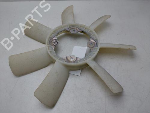 fan-nissan-navara-np300-d40-2004-34249617 main image