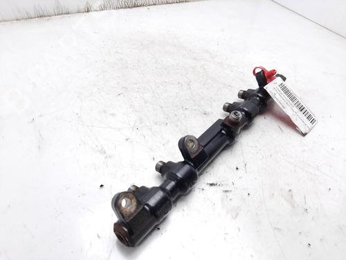 Injection rail FORD MONDEO III (B5Y) 2.0 16V TDDi / TDCi | BP13923432M98 