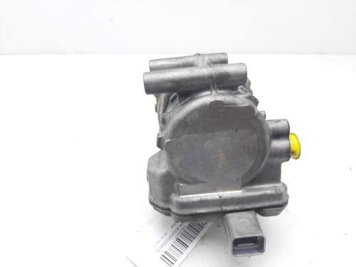 Used AC compressor TOYOTA YARIS (_P13_) 1.5 Hybrid (NHP130_, NHP130) (101 hp) 12989512