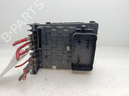 Fuse box VW GOLF V (1K1) | BP32226866E1