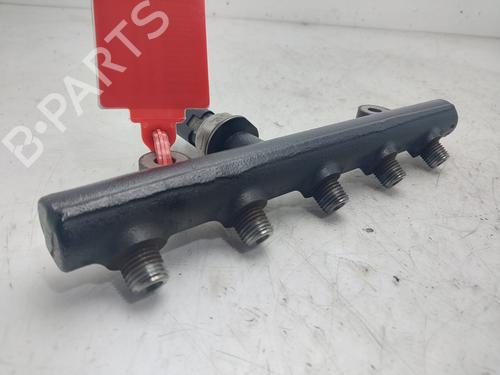 Used Injection rail CITROËN C5 III (RD_) [2008-2017]  30142564