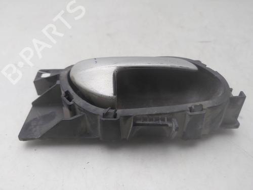 Used Front right interior door handle Front right interior door handle 39595692 39595692