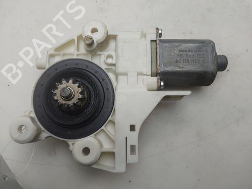 Used Left front window motor Left front window motor FORD FOCUS II (DA_, HCP, DP) [2004-2013] 33283014 33283014