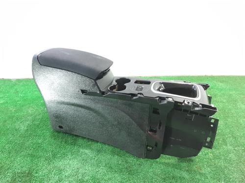 Used Armrest / Center console RENAULT KADJAR (HA_, HL_) 1.5 BLUE dCi 115 (HLA6) (116 hp) 9424144