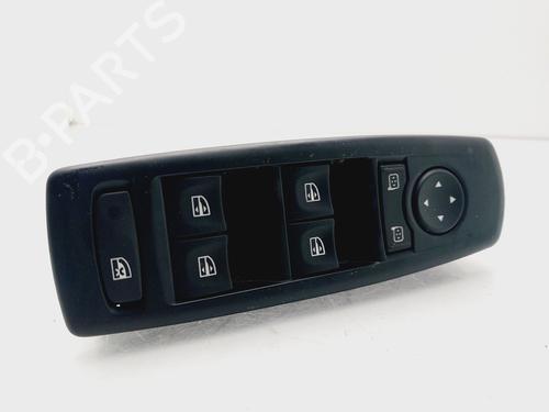 Used Left front window switch RENAULT MEGANE III Hatchback (BZ0/1_, B3_) 1.5 dCi (BZ09, BZ0D, BZ1W, BZ29, BZ14) (110 hp) 31375757