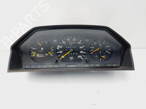 Used Instrument cluster MERCEDES-BENZ 124 T-Model (S124) 300 T D (124.190) (110 hp) 32483567