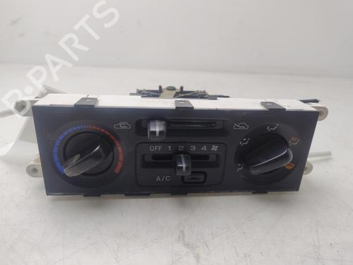 Used Climate control SUBARU FORESTER (SF_) 2.0 AWD (SF5) (122 hp) 31365761
