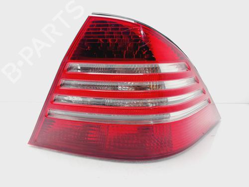Used Right taillight MERCEDES-BENZ S-CLASS (W220, V220) S 500, S 500 L (220.075, 220.175, 220.875) (306 hp) 32032340