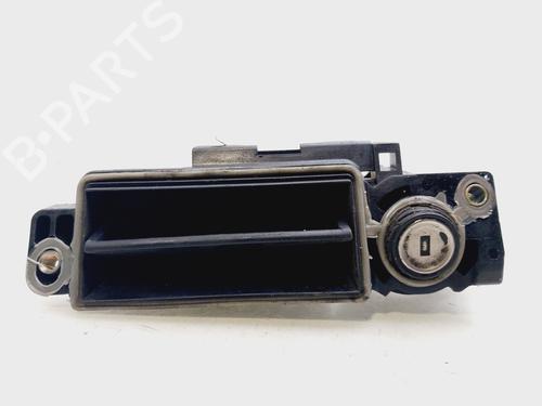 Used Tailgate handle MERCEDES-BENZ E-CLASS (W211) E 240 (211.061) (177 hp) 28470767