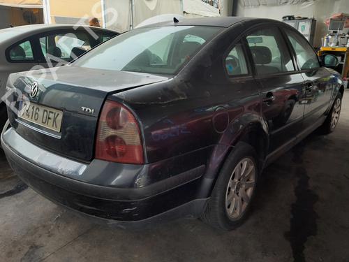 Lève-vitre arrière gauche VW PASSAT B5.5 (3B3) 1.9 TDI | BP13942167C24 