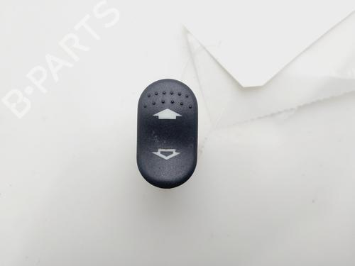 Højre fortil elrude kontakt FORD FOCUS I (DAW, DBW) 1.8 Turbo DI / TDDi (90 hp) 28670109