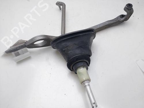 Selector da caixa manual BMW 1 (F20) 116 d (116 hp) 25117596703 |