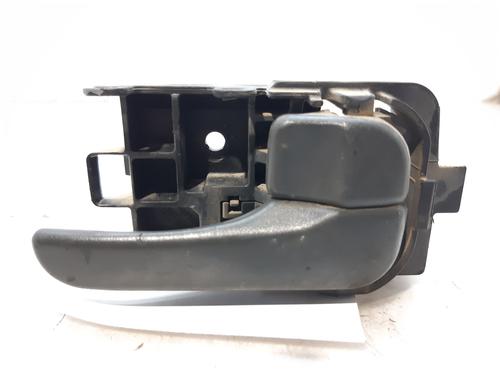 Used Front right interior door handle NISSAN X-TRAIL I (T30) [2001-2013]  12404548