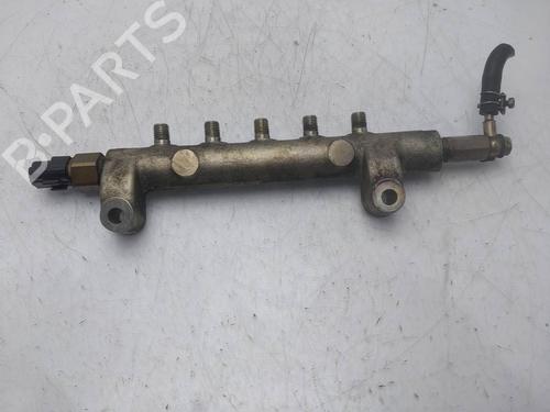 Used Injection rail Injection rail NISSAN X-TRAIL I (T30) [2001-2013] 39960211 39960211
