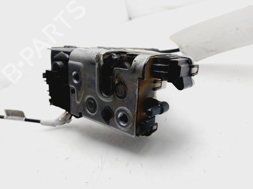 Front right lock PEUGEOT 2008 I (CU_) 1.5 BlueHDI 100 | BP26643128C97
