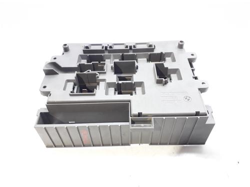 Used Electronic module BMW 3 (E90) 320 d (177 hp) 10674048
