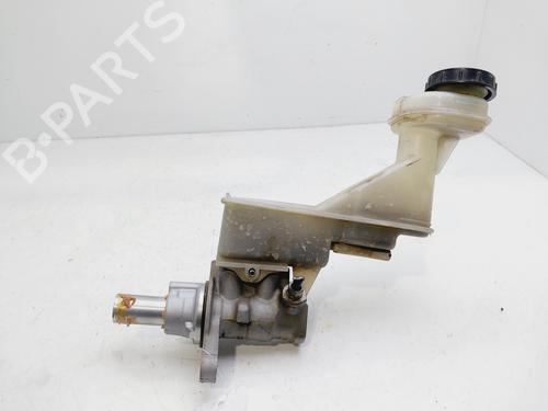 Brake master cylinder RENAULT KOLEOS I (HY_) 2.0 dCi (HY0K) | BP24500454M77 