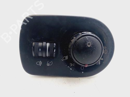 Used Headlight switch SEAT LEON (1P1) [2005-2013]  18472313