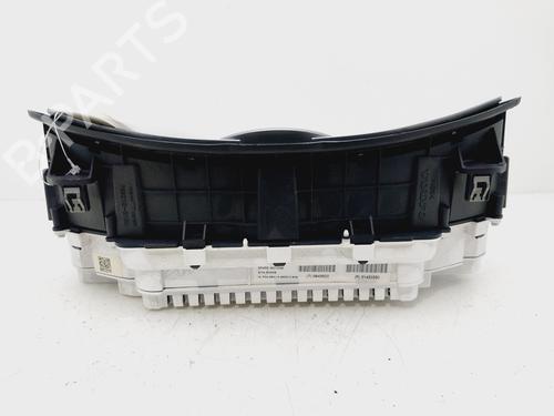 Instrument cluster VOLVO V40 Hatchback (525) D2 | BP31162056C47