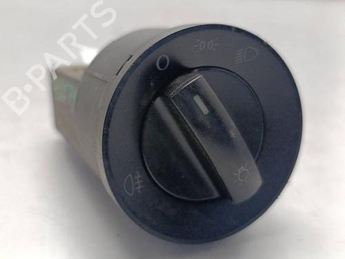 Used Headlight switch Headlight switch VW POLO IV (9N_, 9A_) 1.4 TDI (70 hp) 40182401 40182401