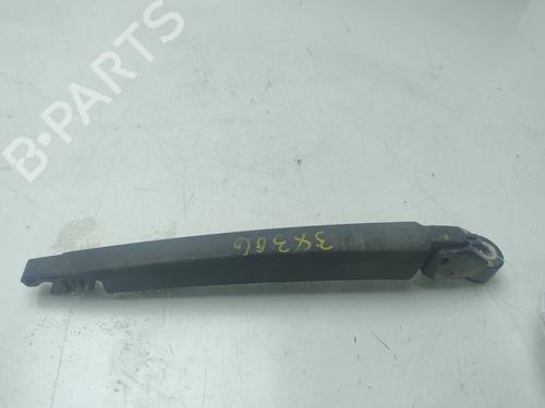 Used Rear windshield wiper arm HYUNDAI TUCSON (TL, TLE) 1.7 CRDi (116 hp) 28123844