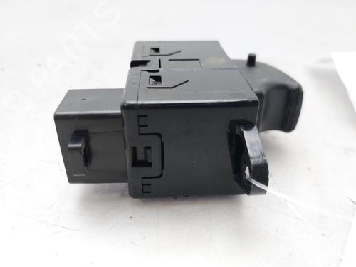 Left rear window switch DAEWOO NUBIRA (J100) 1.6 16V | BP12413199I29 