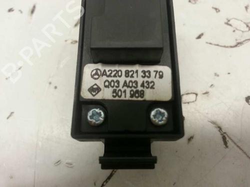 Right rear window switch MERCEDES-BENZ S-CLASS (W220) S 320 CDI (220.025, 220.125) | BP2855694I28 