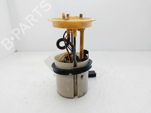 Used Fuel pump VW GOLF VI (5K1) [2008-2014]  30133545