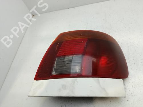Høyre baklys AUDI A4 B5 (8D2) [1994-2001]  31167447