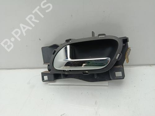 Venstre bak invendig håndtak PEUGEOT 407 (6D_) 2.0 (6DRFNB, 6DRFNE) (136 hp) 30897438
