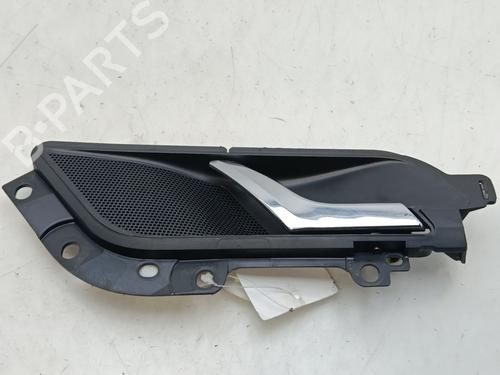 Used Front right interior door handle SKODA RAPID (NH3, NK3, NK6) [2012-2022]  32232049